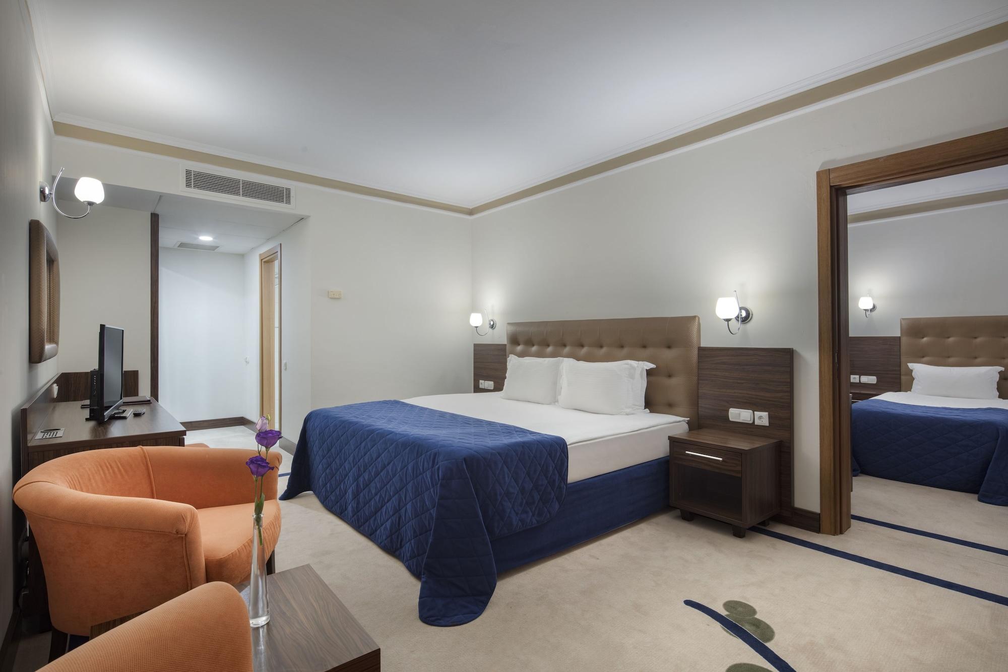 Resort Pine 5*