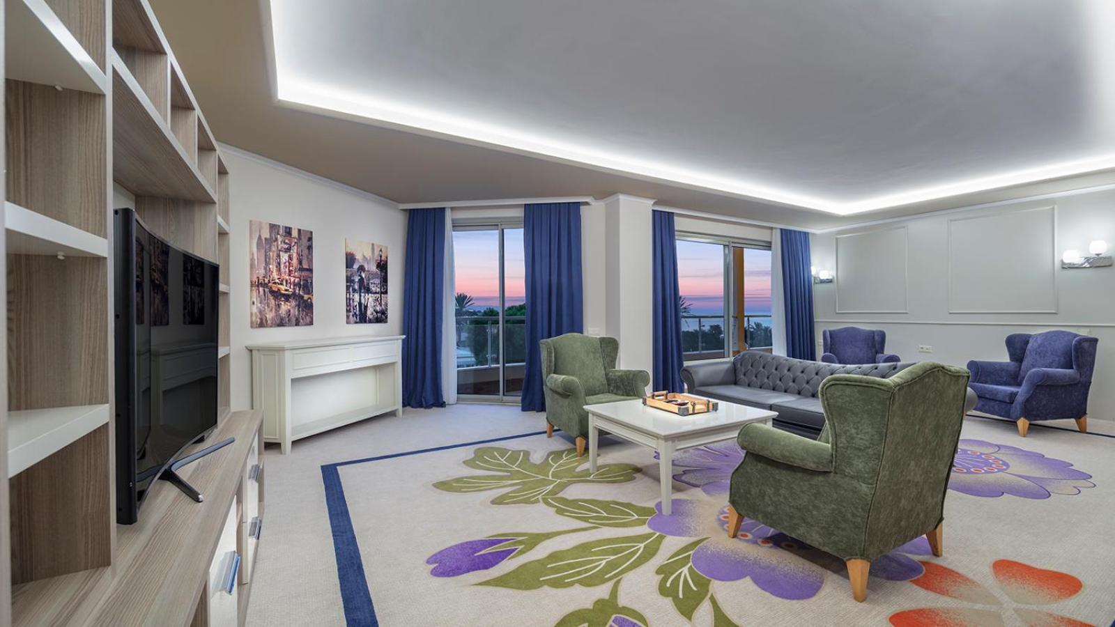 Complex Pine Belek
